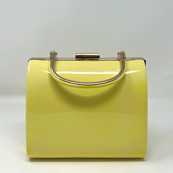 Ivory Patent finished Pearl cross Body - Picture 7 of 7